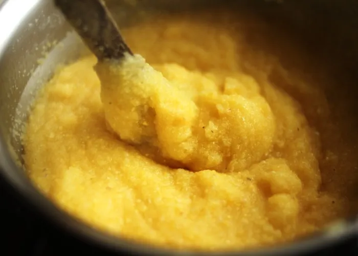Polenta with cheese in the oven